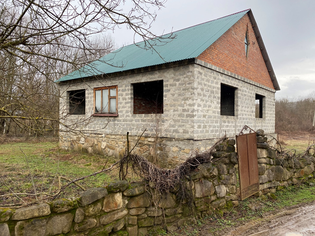 Дом на городской окраине | Флибуста